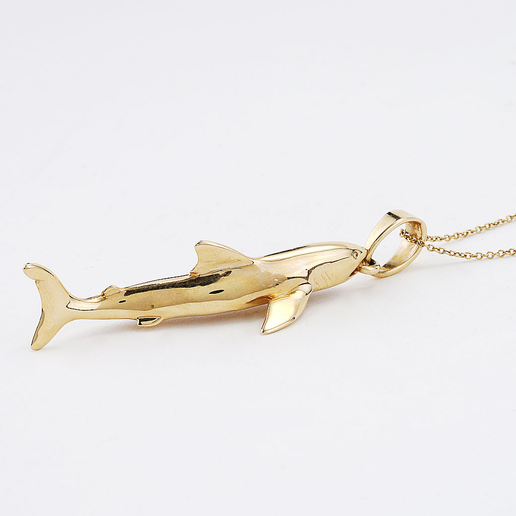 10K Yellow Gold 1.00ctw Diamond Shark Pendant – Giggy Jewellery