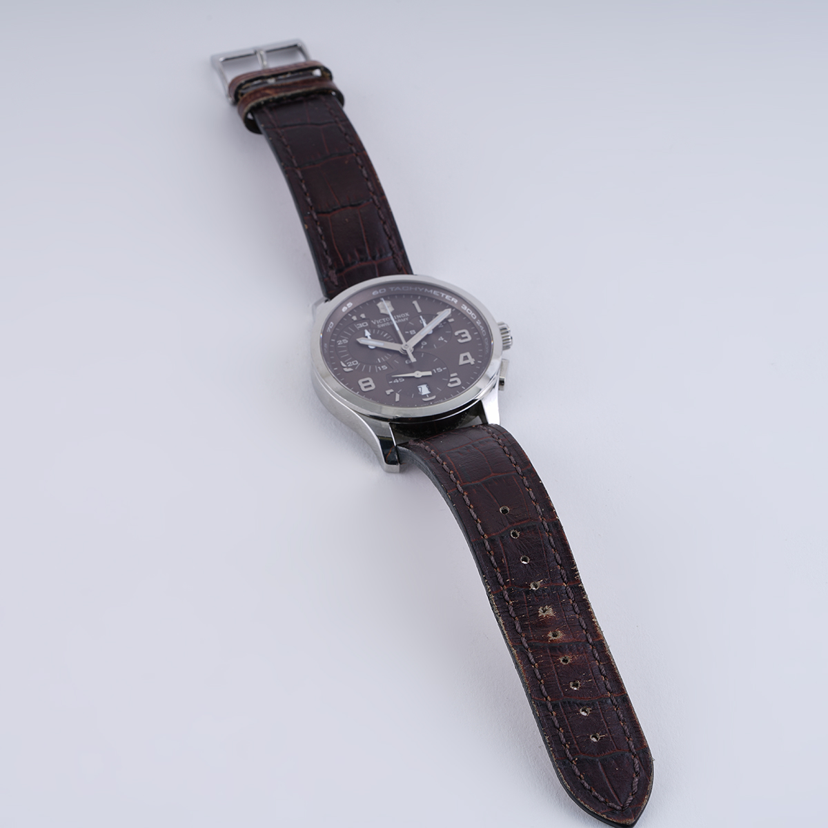 Victorinox inox 2024 leather strap