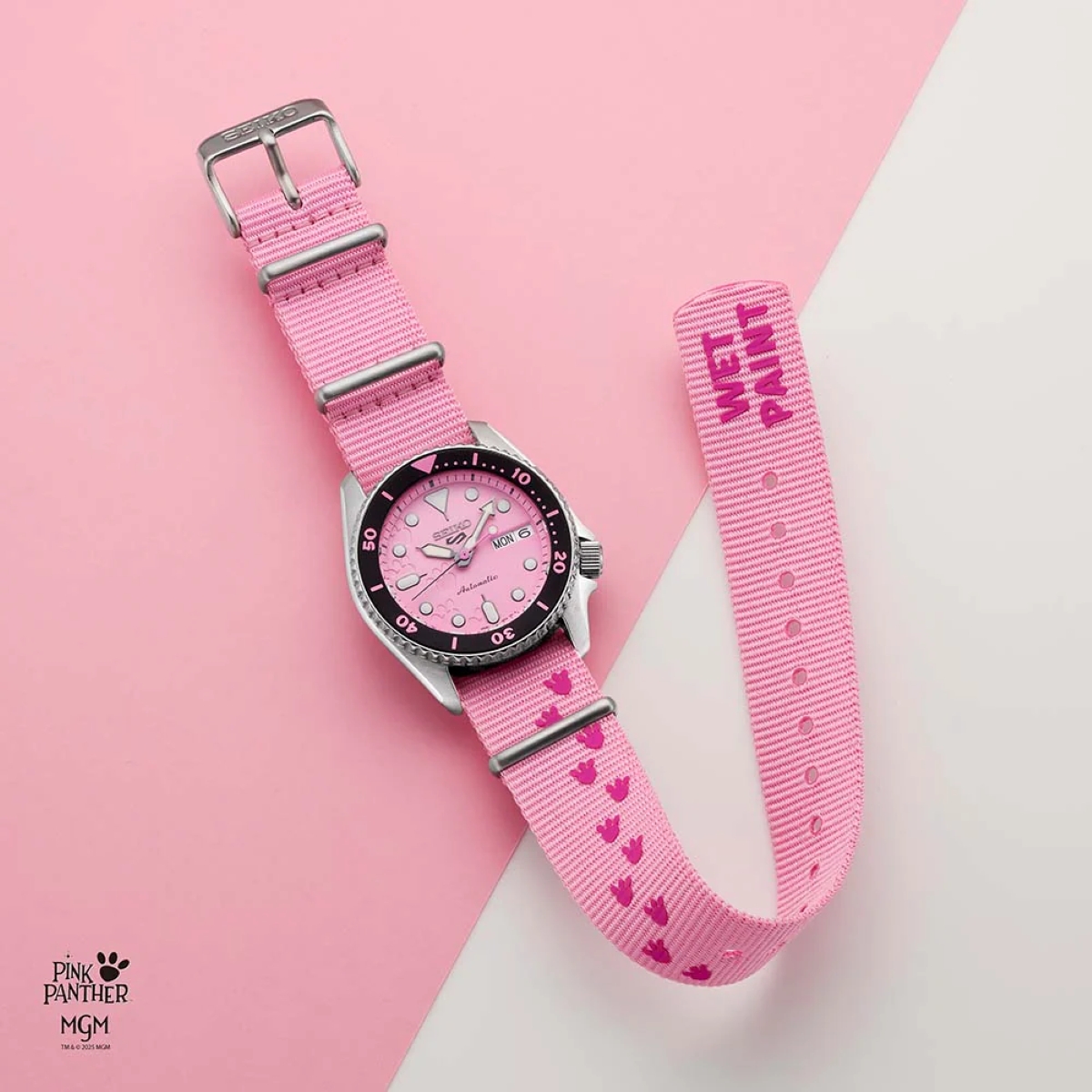 ●SEIKO5●日差1分程●ピンク文字盤●ACTUS●NATOモスグリーン新品 Seiko 5 Sports SKX Series x Pink Panther Limited Edition 38mm