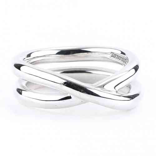 Tiffany & Co. Paloma Picasso Crossover Ring in Silver | New York