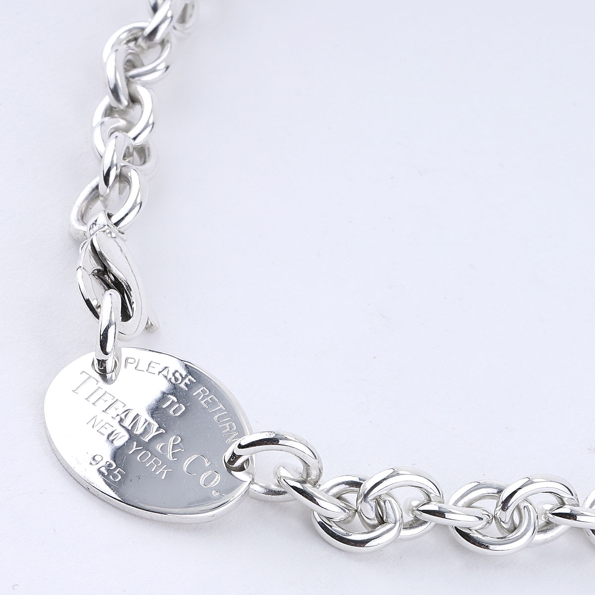 Tiffany & Co - Return to Tiffany Mini Double Heart Tag Pendant Necklace on  Designer Wardrobe
