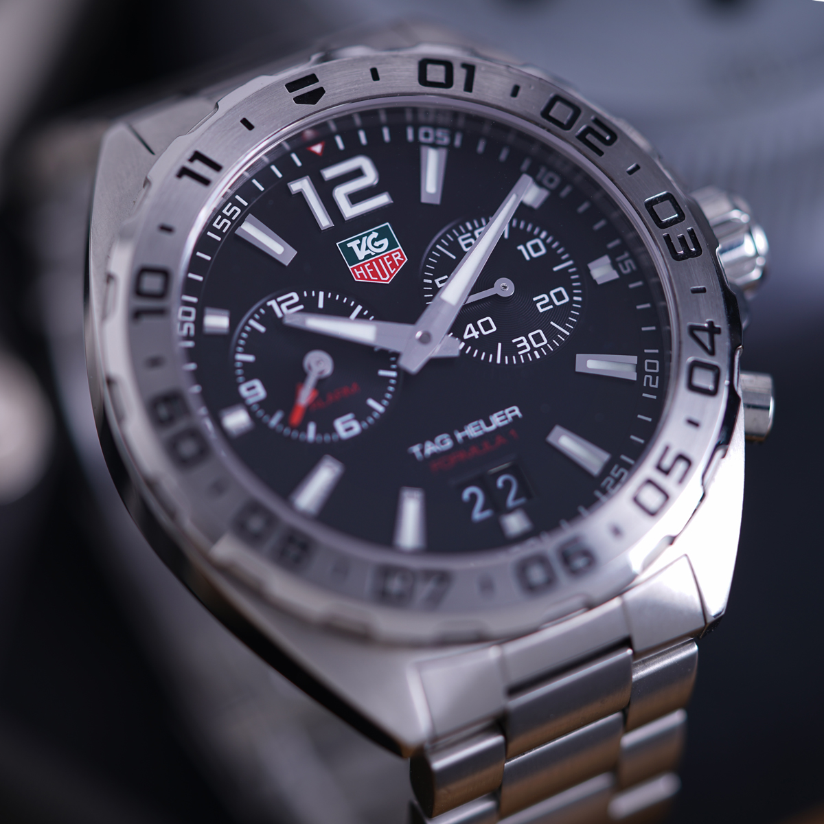 TAG Heuer Formula 1 200M Alarm 41m Black Quartz Watch WAZ111A