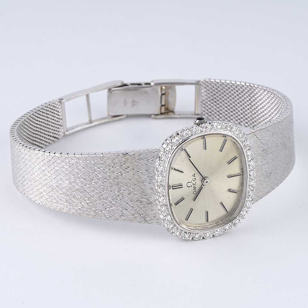 Omega Vintage Ladies 27mm White Gold Watch with Diamonds