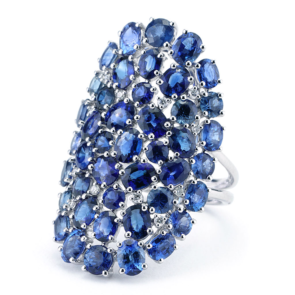 Fabulous Large Sapphire & Diamond Ring 4.50ct Total | chapeljewellersshop