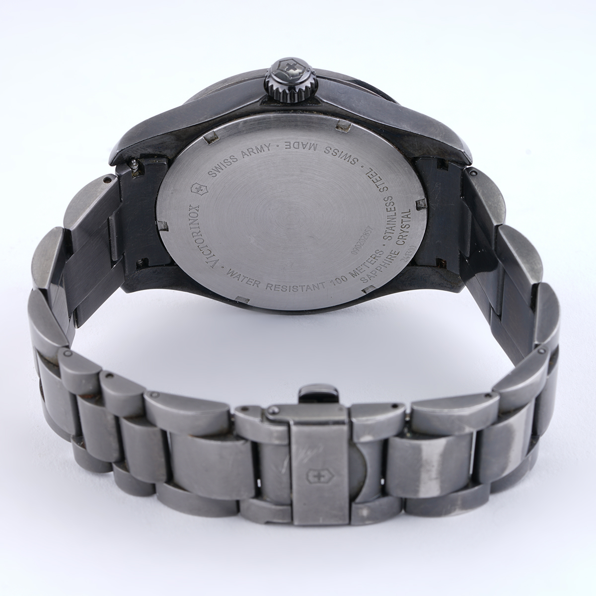 Swiss army water resistant 100 online meters