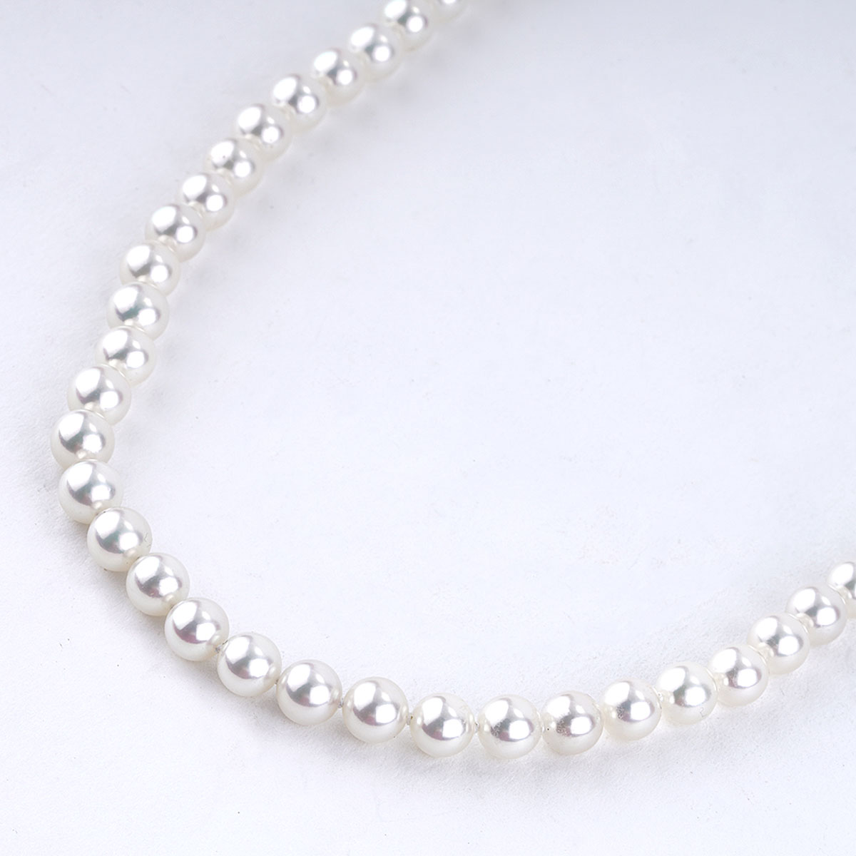 Tiffany & Co. Diamond Pearl 18 Karat Yellow Gold Triple Strand Necklace |  Wilson's Estate Jewelry