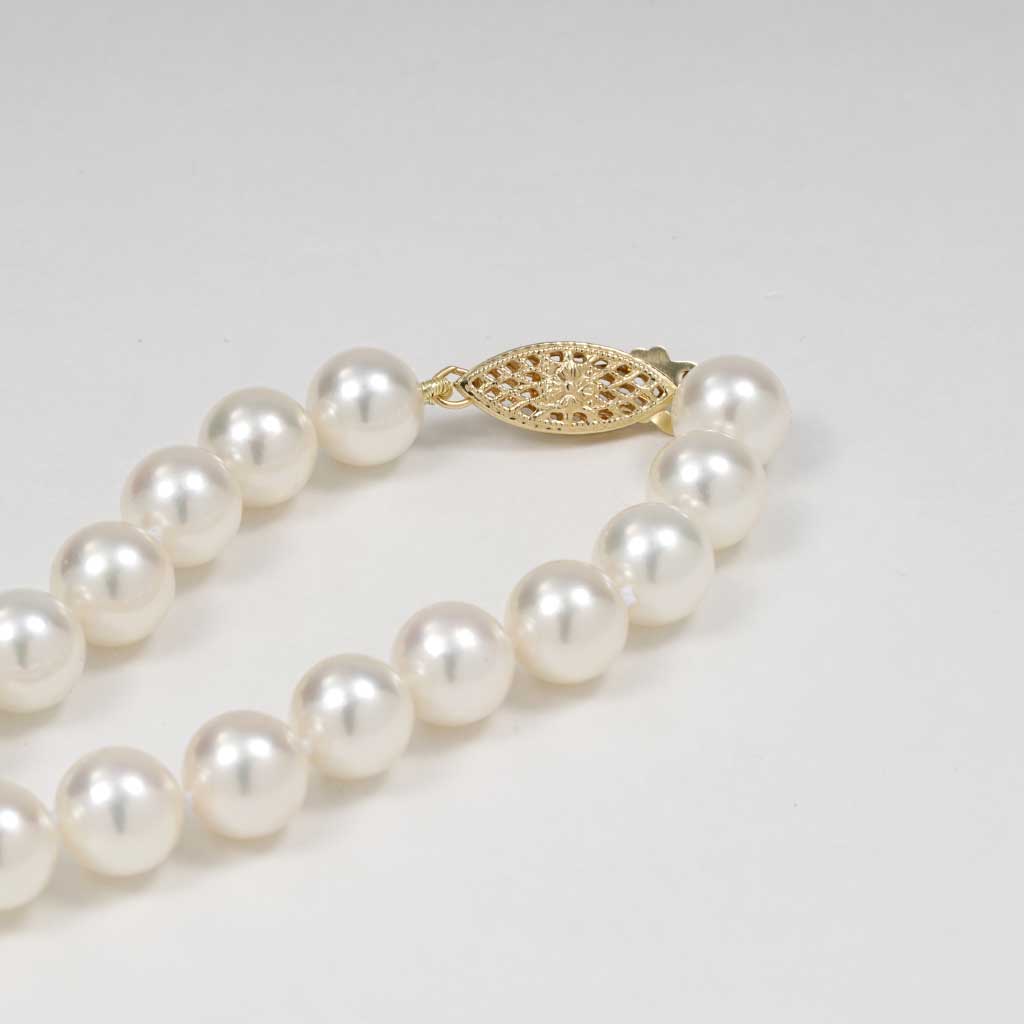 7.5 - 8 mm Akoya Pearl Necklace with Yellow Gold Clasp | New York ...
