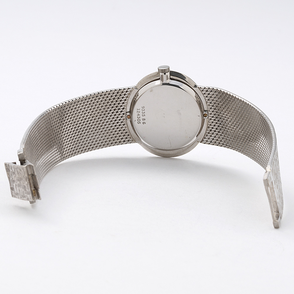 Piaget White Gold Diamond Bezel Oval Dial Circa 1970 | New York Jewelers  Chicago