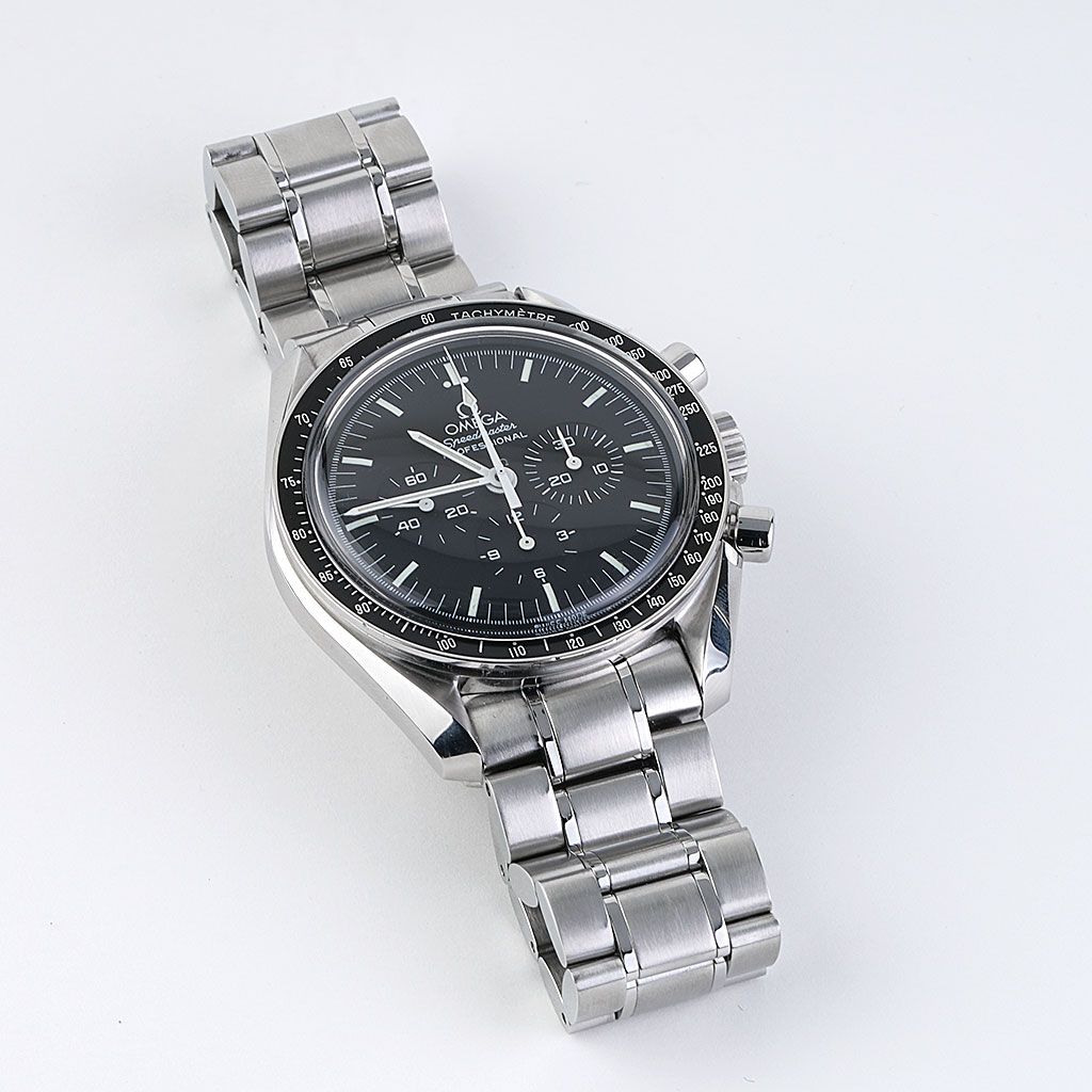 Omega Speedmaster Professional Moonwatch 3572.50 42mm Circa 2001