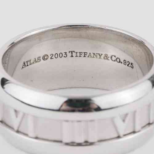 Tiffany & Co. Atlas Ring 9mm Size 8.5 Sterling SIlver Retired